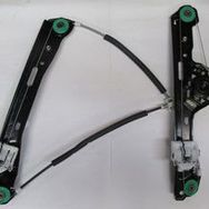 Bmw 1 Seri E87 2004-2011 Sol Elektrikli Motorsuz Ön Cam Krikosu