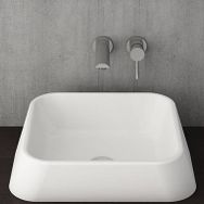 Bocchi 1074-005-0126 42 cm Parlak Siyah Firenze Batarya Banklı Çanak Lavabo