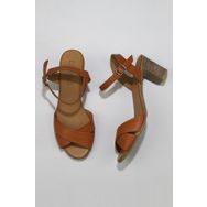 Bueno Shoes 01WN1501 Taba Deri Kadın Sandalet