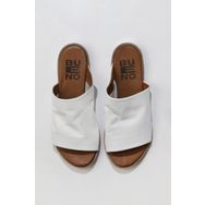 Bueno Shoes 01WQ2009 Beyaz Deri Kadın Düz Terlik