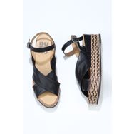Bueno Shoes 01WQ5901 Siyah Deri Dolgu Topuklu Kadın Sandalet