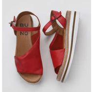 Bueno Shoes 01WS4203 Kırmızı Deri Dolgu Topuklu Kadın Sandalet