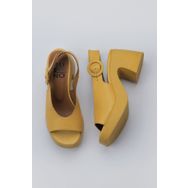 Bueno Shoes 01WY12209 Sarı Deri Kadın Dolgu Topuklu Ayakkabı