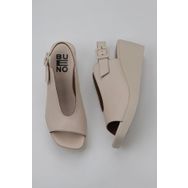 Bueno Shoes 01WY2405 Krem Deri Kadın Dolgu Topuklu Sandalet