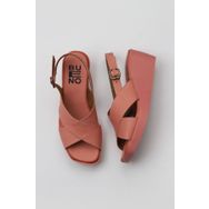 Bueno Shoes 01WY2411 Pembe Deri Kadın Dolgu Topuklu Sandalet