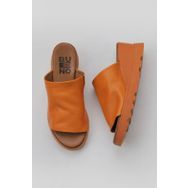 Bueno Shoes 01WY8605 Turuncu Deri Kadın Dolgu Topuklu Terlik