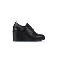 Bueno Shoes 01WZ8300 Siyah Deri Kadın Dolgu Topuklu Ayakkabı