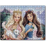 Cakapuzzle Barbie Bebekler ve Beyaz Kedi 1000 Parça Puzzle