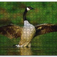 Cakapuzzle Gölde Kanatlarını Açmış Kaz Mdf 120 Parça Puzzle