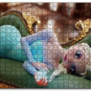 Cakapuzzle Kanepede Yatmış Buzlar Kraliçesi Elsa Görseli Mdf 120 Parça Puzzle