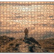 Cakapuzzle Kayalar Üstündeki Adam ve Bulutlar Mdf 120 Parça Puzzle