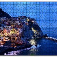Cakapuzzle Kayalıkların Üzerindeki Sahil Kasabası Mdf 120 Parça Puzzle