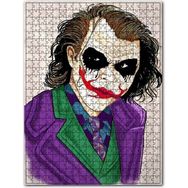Cakapuzzle Kırmızı Dudaklı Joker Ahşap Zeminde Görseli 120 Parça Ahşap Puzzle