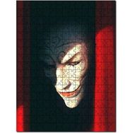 Cakapuzzle Kırmızı Perde Arasında Ürkütücü Beyaz Maske Mdf 1000 Parça Puzzle