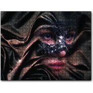 Cakapuzzle Kumaş Örtülü Maskeli Kadın Ahşap 1000 Parça Puzzle