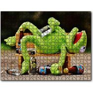Cakapuzzle Kurbağa Kermit Bankta Sızmış Mdf 500 Parça Puzzle