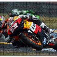 Cakapuzzle Le Mans Yarışçı Motogp 500cc Motosiklet Görseli Mdf 120 Parça Puzzle