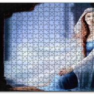 Cakapuzzle Mavi Elbiseli Kadın ve Sütunlar Mdf 1000 Parça Puzzle