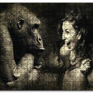 Cakapuzzle Maymun ve Gülümseyen Kkadın Mdf 120 Parça Puzzle