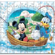 Cakapuzzle Mickey Mouse ve Donald Duck Tekne Balık Tutma Mdf 255 Parça Puzzle