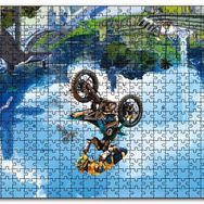 Cakapuzzle Motokrosçular Ters Görünüm Sürreal İllüstrasyon Mdf 500 Parça Puzzle