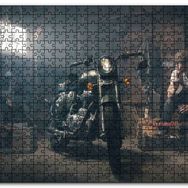 Cakapuzzle Royal Enfield Motorsiklet ve Sigara İçen Adam Mdf 120 Parça Puzzle