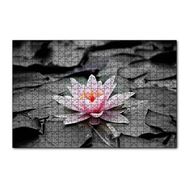Cakapuzzle Siyah Beyaz Lotus Yaprakları ve Pembe Nilüfer Çiçeği 120 Parça Ahşap Puzzle