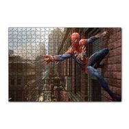 Cakapuzzle Spider Man Duvardan Ağ Atıyor 120 Parça Ahşap Puzzle