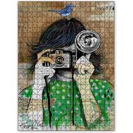 Cakapuzzle Yeşil Elbiseli Fotoğrafçı Ahşap 255 Parça Puzzle