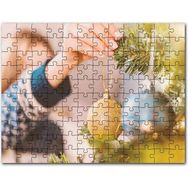 Cakapuzzle Yılbaşı Ağacını Süsleyen Kadın Eli Mdf 500 Parça Puzzle
