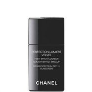 Chanel Perfectıon Lumiere Velvet Beige 50 Fondöten