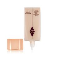 Charlotte Tilbury Light Wonder No:2 Fair Fondöten