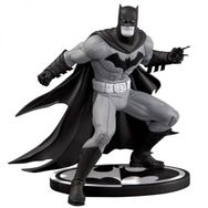 Dc Collectibles Black and White Batman Statue by Greg Capullo Aksiyon Figürleri