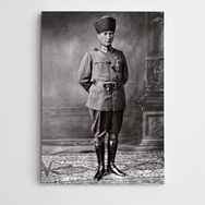 Dekolata Atatürk Askeri Üniforma İle 60x85 cm Kanvas Tablo