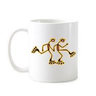 Dıythinker 350 ml Mısır Kültürü Kırmızı Sarı Figür Paten Totem Soyut Komik İllüstrasyon Desen Klasik Kupa