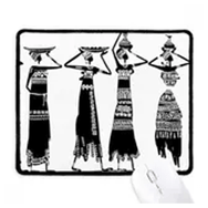 Dıythinker İlkel Afrika Elbiseleri Aborijin Siyah Totemler Kaymaz Mouse Pad