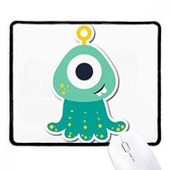 Dıythinker Siyah Evren ve Uzaylı Cyclops Canavar Kaymaz Fare Altlığı