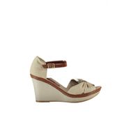 Fox Shoes 9674040505 Bej Dolgu Topuklu Ayakkabı