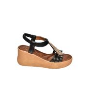 Fox Shoes S2581610 09 Dolgu Tabanlı Siyah Kadın Sandalet