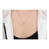 Glorria Gümüş 3 Boyutlu Minimalist V Harfi Kolye