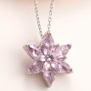 Gumush T7972 Gümüş Pembe Lotus Çiçeği Kolye