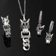 Gumush T8037 Kaplan Figürlü Kadın Gümüş Set