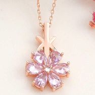 Gumush T8179 Rose Pembe Sevgi Çiçeği Kadın Gümüş Kolye
