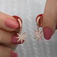 Gumush T8473 Rose Sallantılı Kutup Yıldızı Kadın Gümüş Küpe