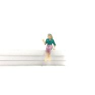 Gvn Art 5796859 Eli Havada Oturan Kadın Figür 1:25 58 mm N:27 Maket