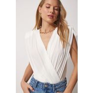 Happiness İst. ZH00014 Kadın Ekru Anvelop Yaka Vatkalı Çıtçıtlı Örme Bluz