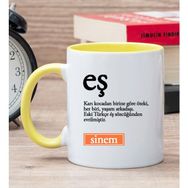 Hediye Dükkanı Kişiye Özel Eş Kelimesi için Anlam Baskılı Sarı Kupa Bardak