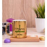 Hediye Dükkanı Kişiye Özel Fitness Eğitmeni Ahşap Altlıklı Mumlu Gold Kupa Bardak