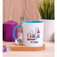 Hediye Dükkanı Kişiye Özel Kimya Öğretmeni Ahşap Altlıklı Kaşıklı Mavi Kupa