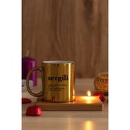 Hediye Dükkanı Sevgili Kelime Anlamı Ahşap Altlıklı Mumlu Gold Kupa Bardak